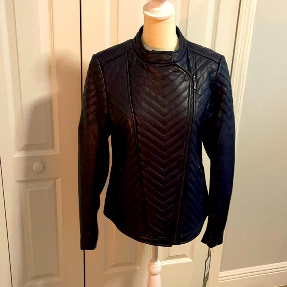 Designer!! Badgley Mischka NWT LEATHER Jacket, Navy, size Medium